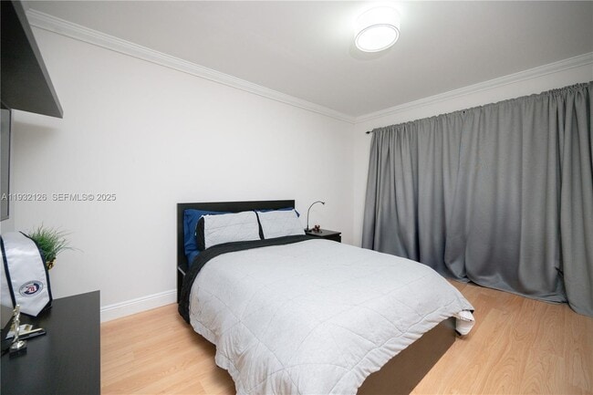 Photo - 3322 Torremolinos Ave