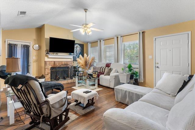 Photo - 10311 Pondwood Dr