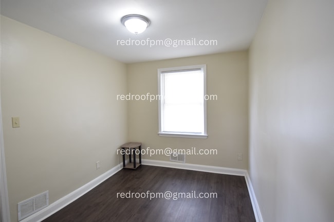 Photo - 724 S Woodington Rd