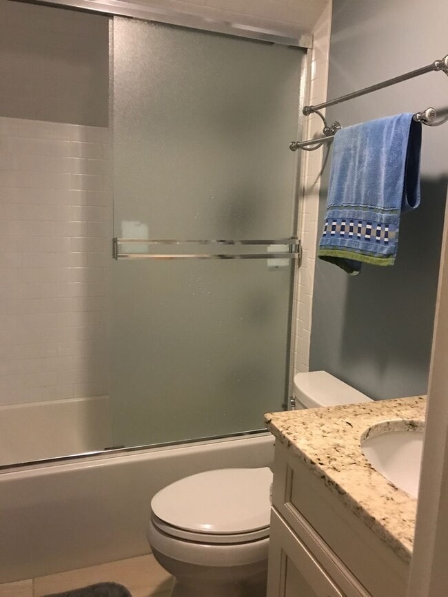 Photo - 28 Nash St Unit 2