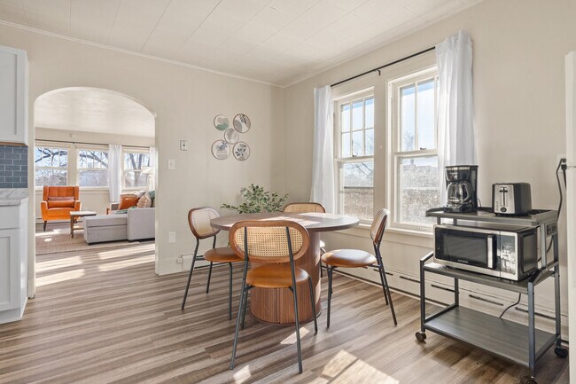 Building Photo - 1208 Ellis Blvd NW Unit 3