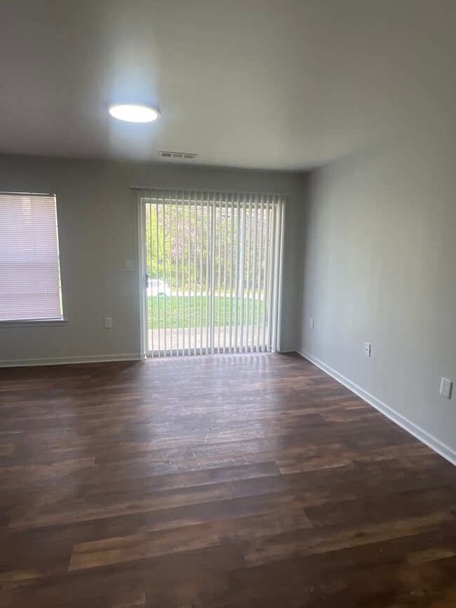 Ashton View Apartments