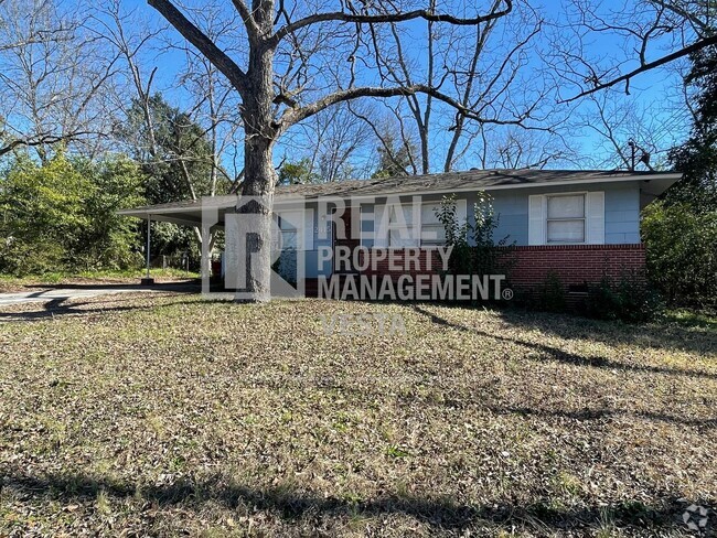 Building Photo - Charming Three Bedroom Home in South Macon