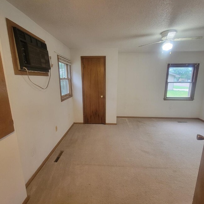 Photo - 1011 Lincoln St