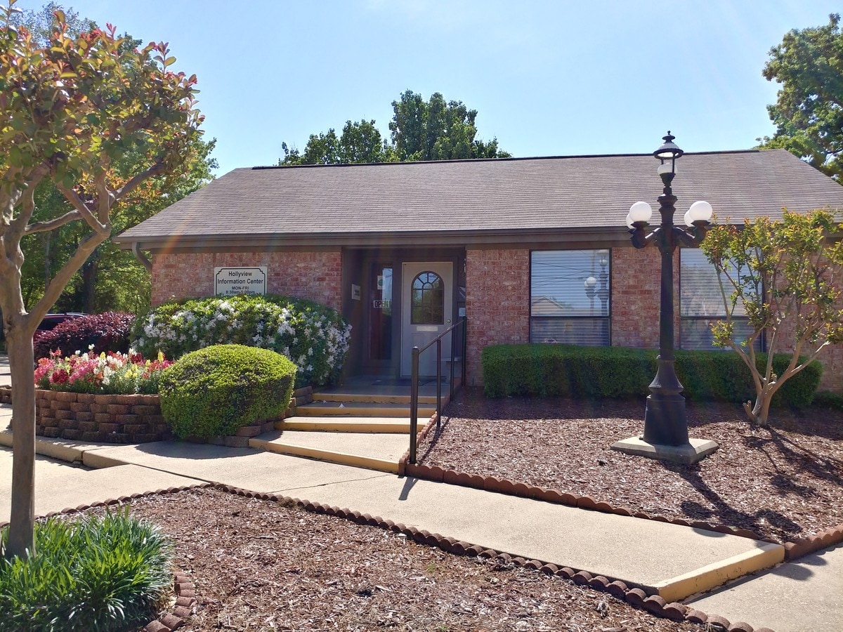 Hollyview Apartments For Rent In Tyler