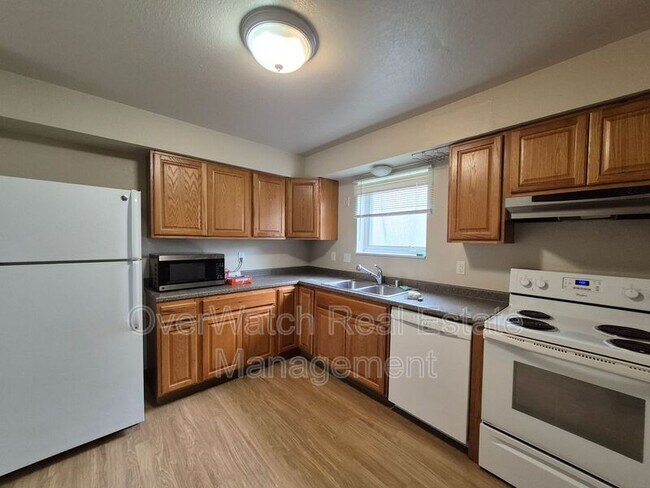 3162 Tarwater Ave Unit 1