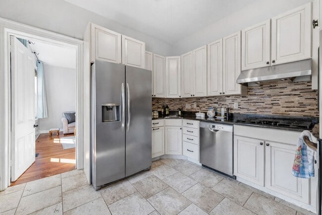 Photo - 201 W Barnard St Unidad 2