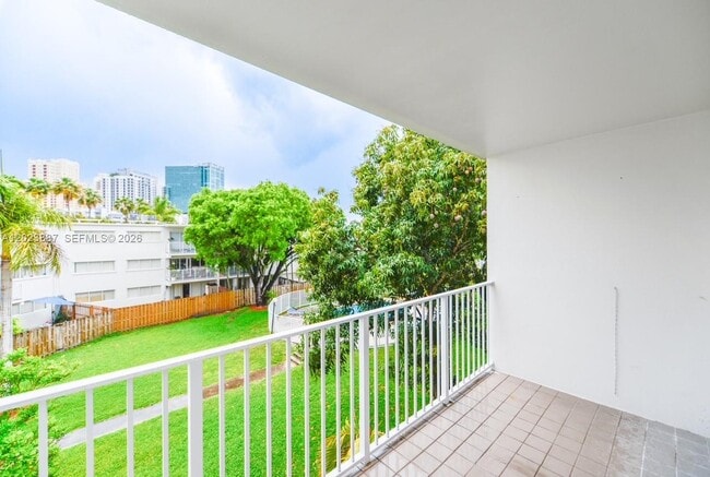 Photo - 7737 SW 88th St Unidad C312