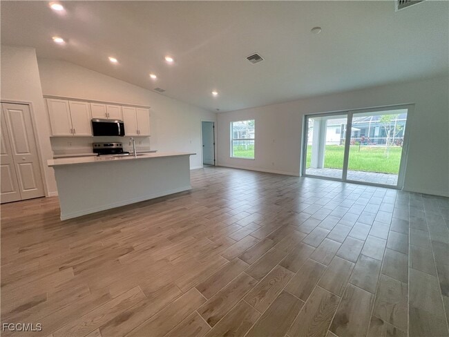 Photo - 2127 SW 12th Ave