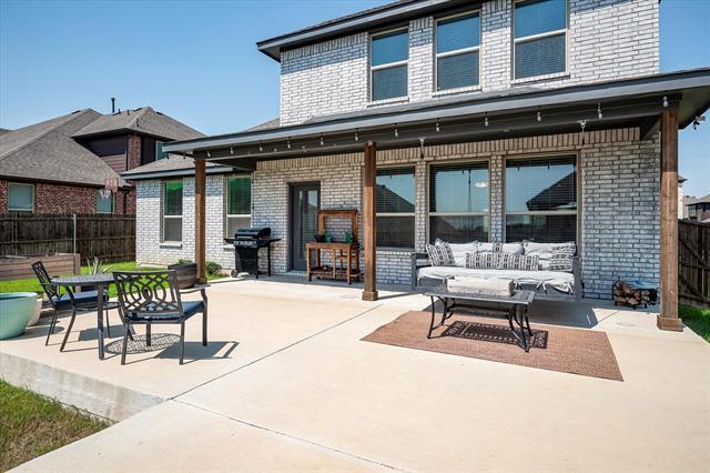 Photo - 1202 Alderwood Dr House