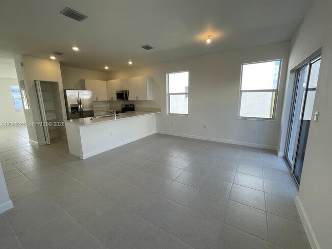 Photo - 16283 SW 292nd St