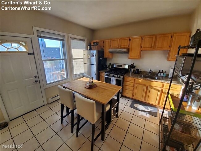 Photo - 14 Chelsea St Unit 1