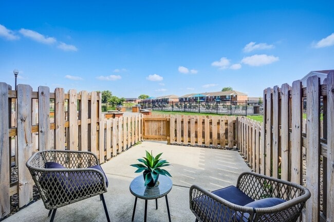 The Boardwalk at Westlake Apartments and Townhomes