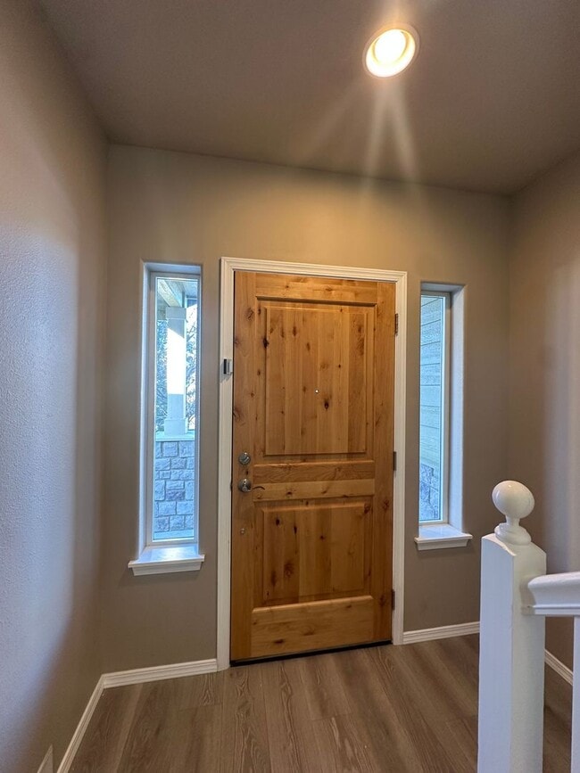 Photo - Comfortable Bend Living – 3 Bedroom Home with Spacious Bonus Room!