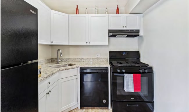 The Enclave at Kings Orchard