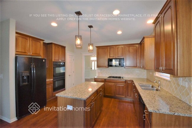 Photo - 699 Bonaventure Dr