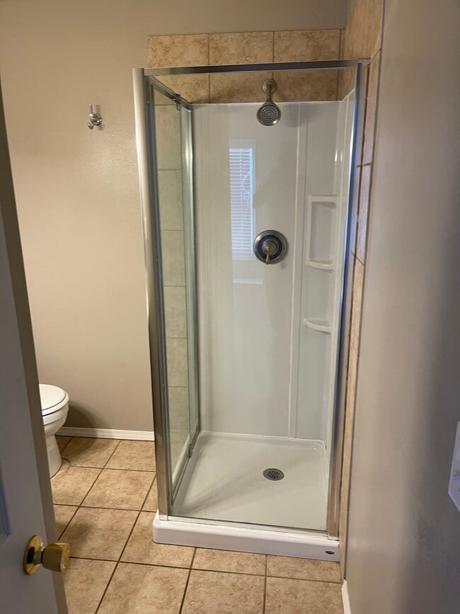 Photo - 909 Howard St