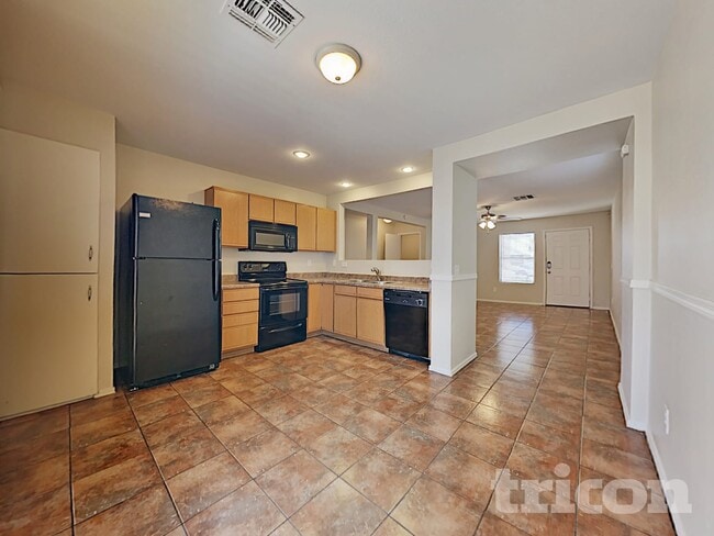 Photo - 11519 W Windrose Ave