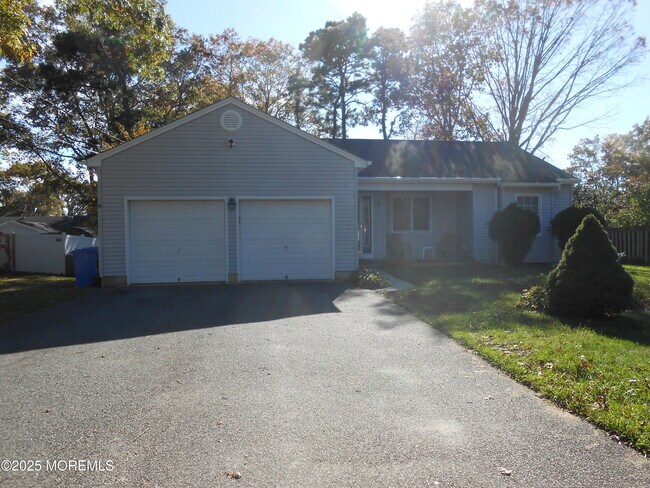 Photo - 1113 Windlass Dr