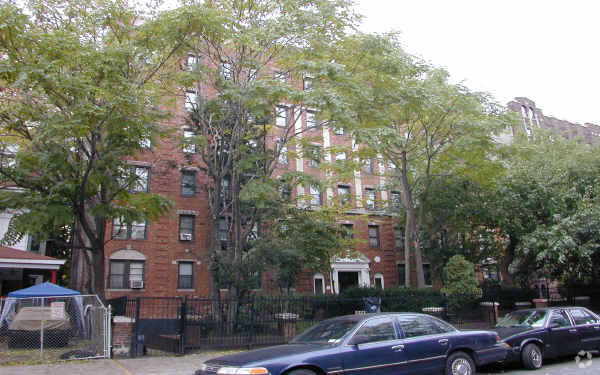 80 Lenox Rd - 80 Lenox Rd Apartments