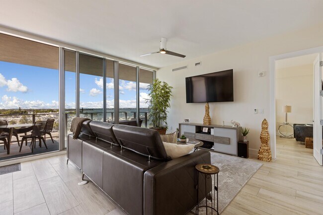 Photo - 1155 N Gulfstream Ave