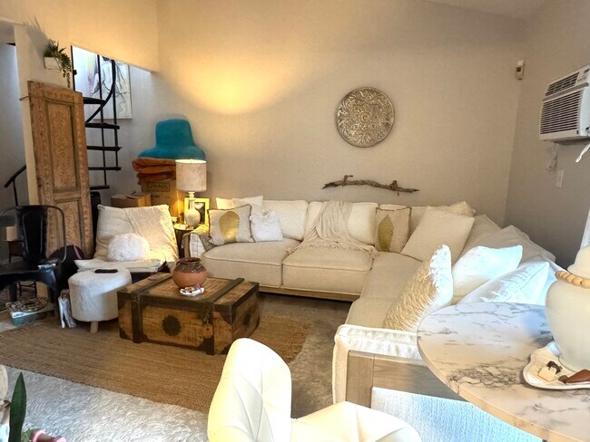 Photo - 137 Burgundy Hill Ln Unit 137