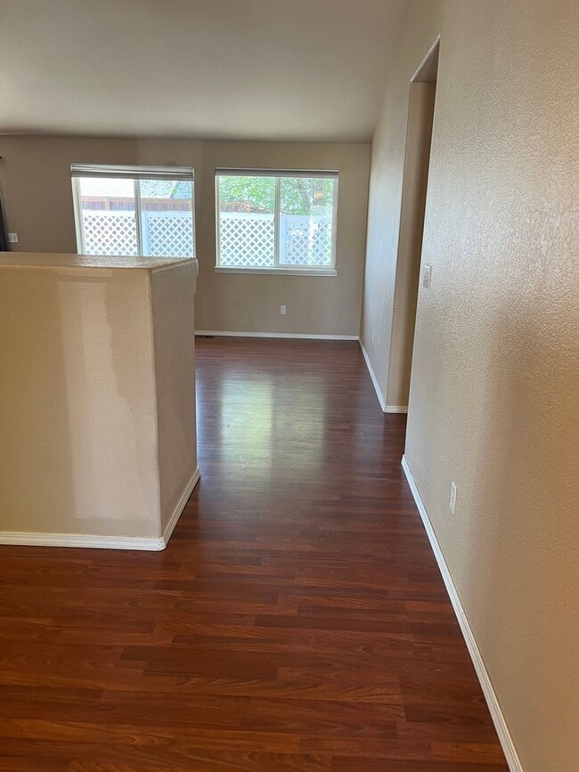 Photo - Beautiful 4 bedroom 2 bathroom single family house with Fenced backyard and 3 car garage