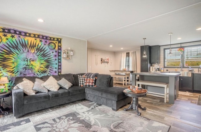 Photo - 3824 Wayside Rd