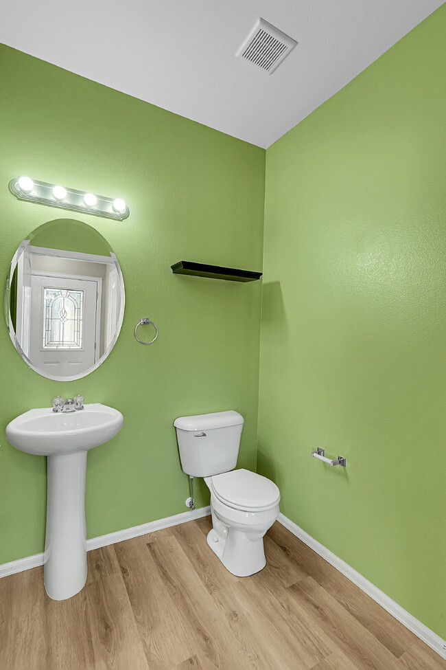 Photo - $1,895.95, 3-bed, 2.5-bath townhome located in Colorado Springs.