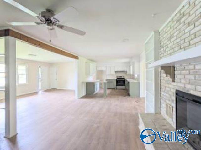 Photo - 9115 Strong Dr SE