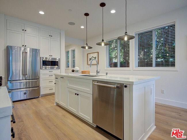 Photo - 1419 S Sierra Bonita Ave