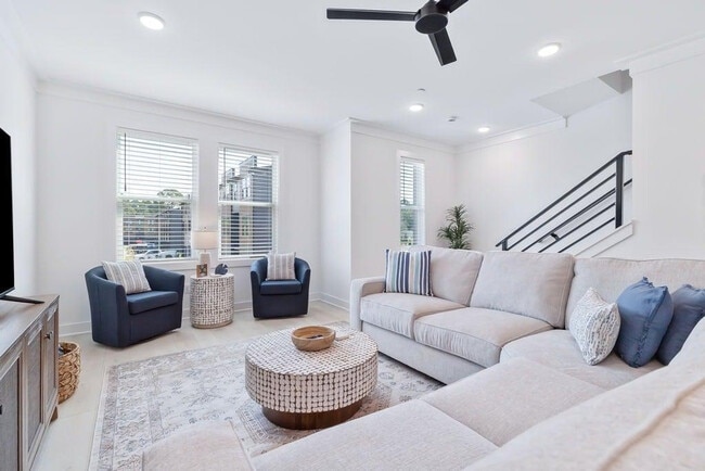 Building Photo - 154 Blue Eden Lp Unit ID1447179P