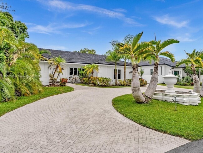 Photo - 413 Tamarind Dr