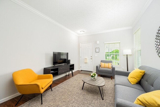 Photo - Cheswick Village