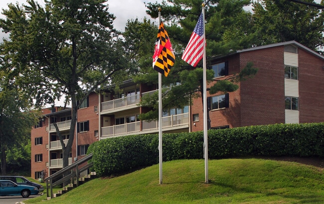1002 Kennebec St