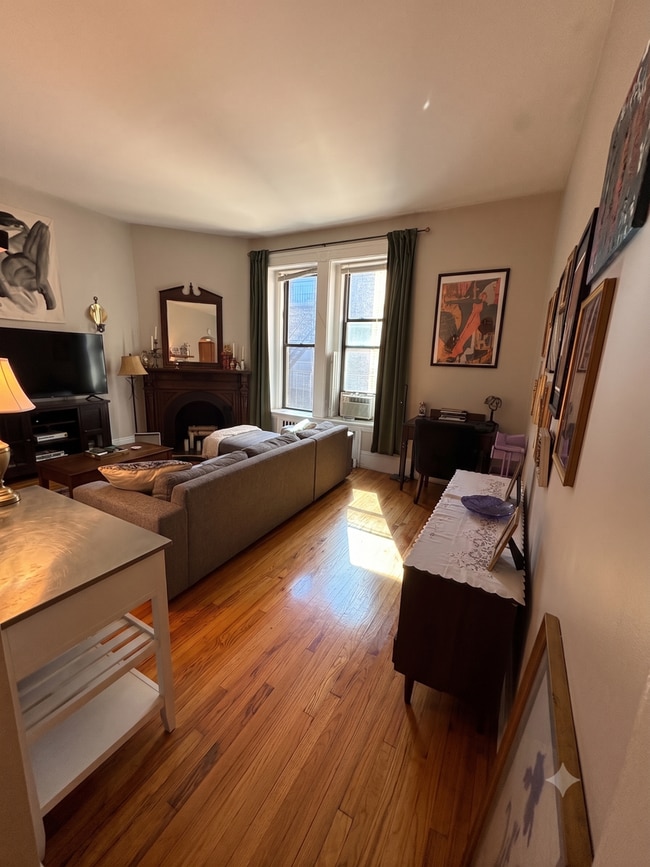 Photo - Classic Back Bay Apartment with Spectacular City Views