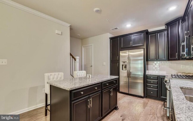 Building Photo - 23225 Milltown Knoll Square Unit 109 Rental