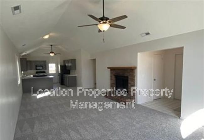 Photo - 2809 Meadow Dr