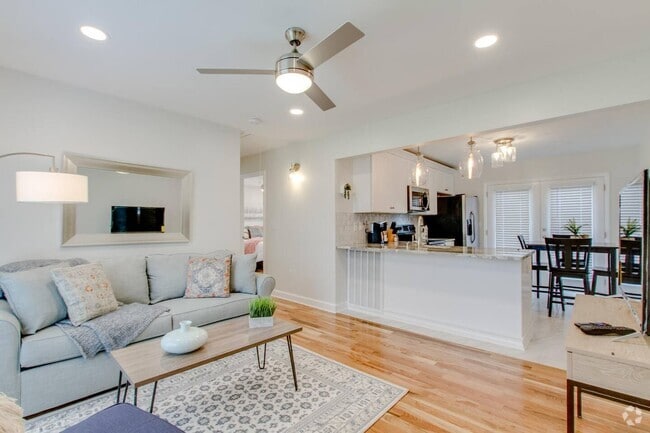Building Photo - 6319 Thunderbird Dr Rental