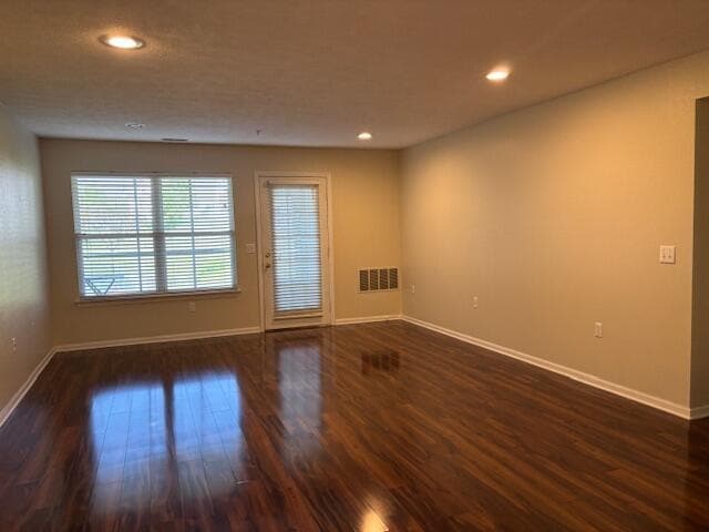 Photo - 1522 Oakfield Dr