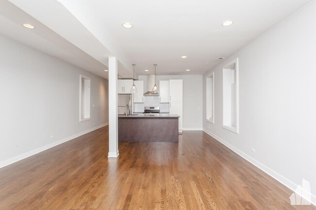2 bedroom in Chicago IL 60614 - 2 bedroom in Chicago IL 60614 Unidad 1 Rental