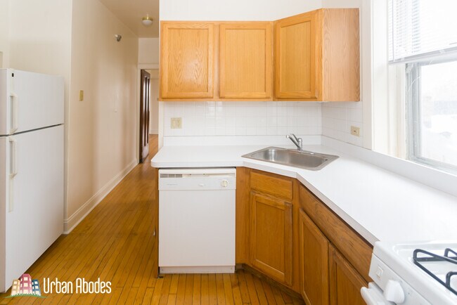 Photo - 2010 W Grace St Unit 3