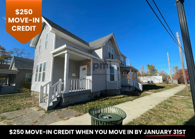 Building Photo - 424 E 10th St Unit 1