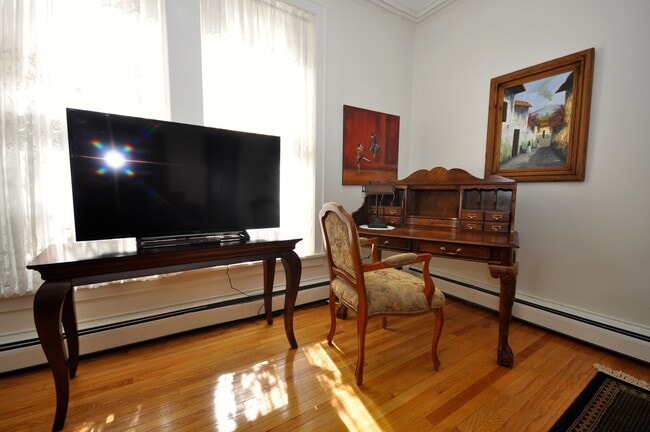 Photo - 57 Park St Unit 15