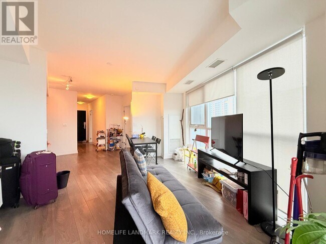 Photo - 159 Wellesley St E Unité 1604