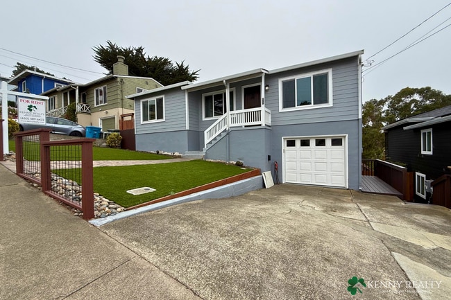 Photo - 424 Manor Dr