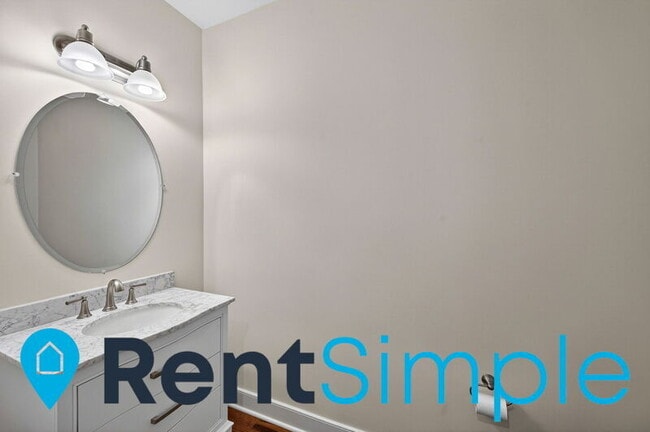 Photo - 1418 N Rhodes St Unit B-110