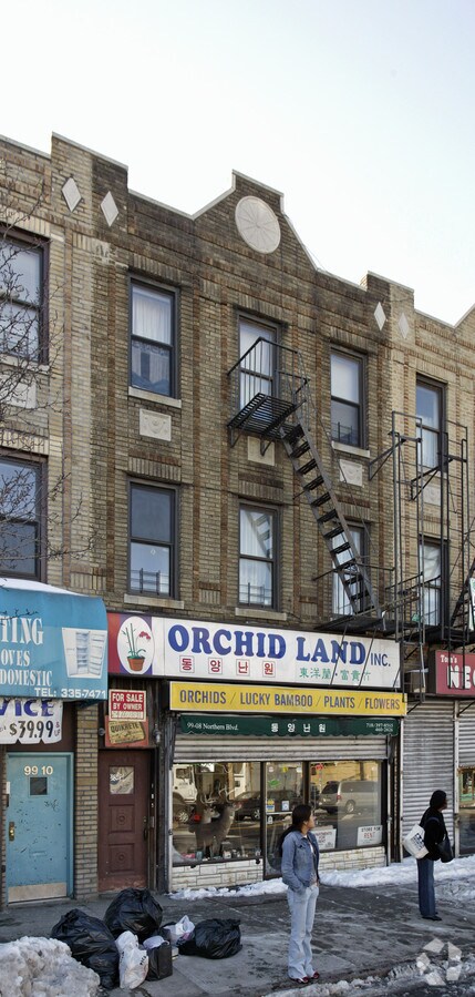 Photo - 99-08 Northern Blvd