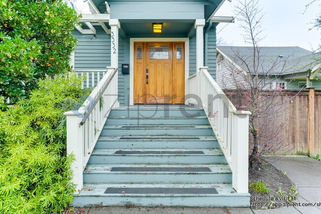 Photo - 3332 35th Ave S