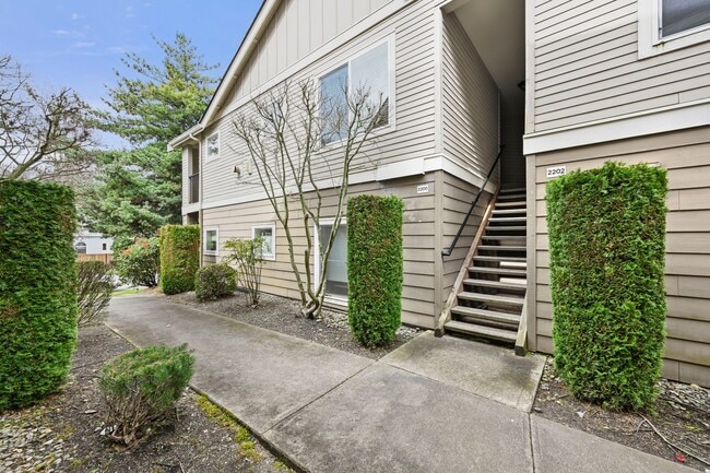 Photo - 2200 Tolmie Ave Condo